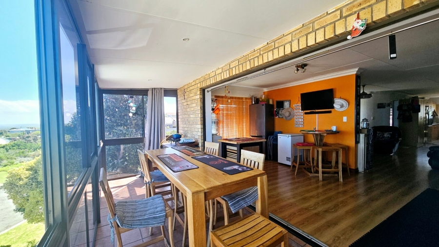 3 Bedroom Property for Sale in Dana Bay Western Cape
